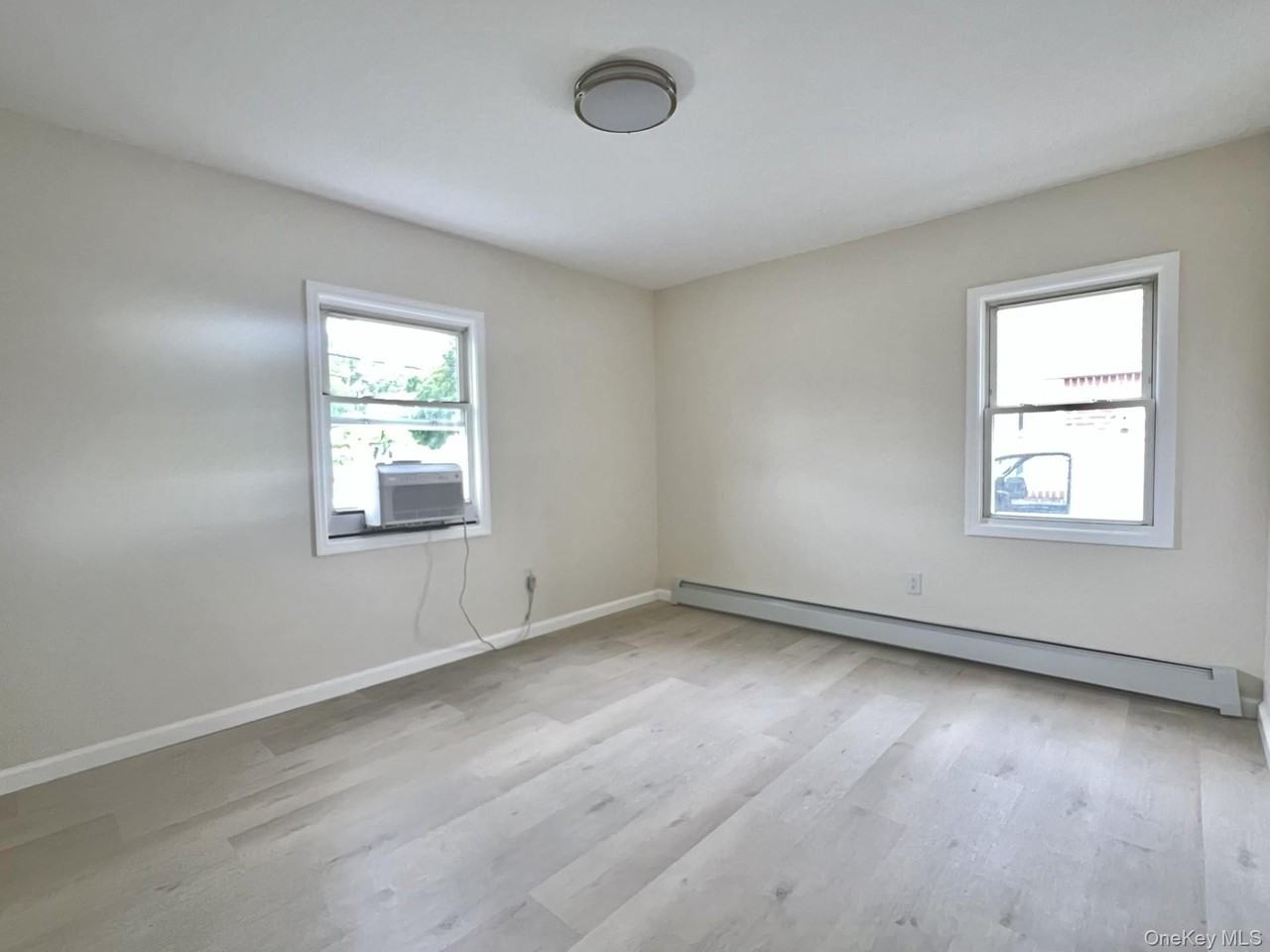 33 Cherry Ln - Photo 5 of 12