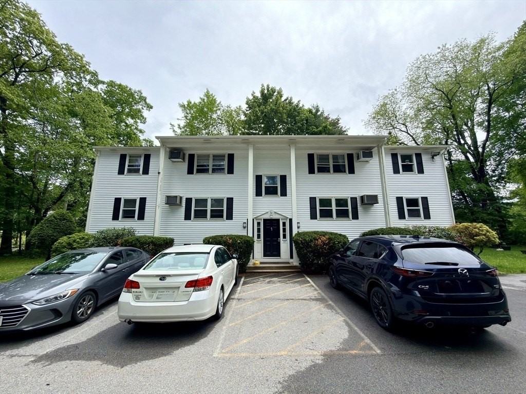2 Annaberry Ln #1B