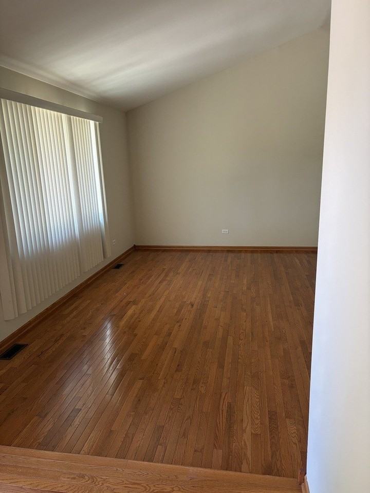 14310 Mallard Dr - Photo 5 of 19