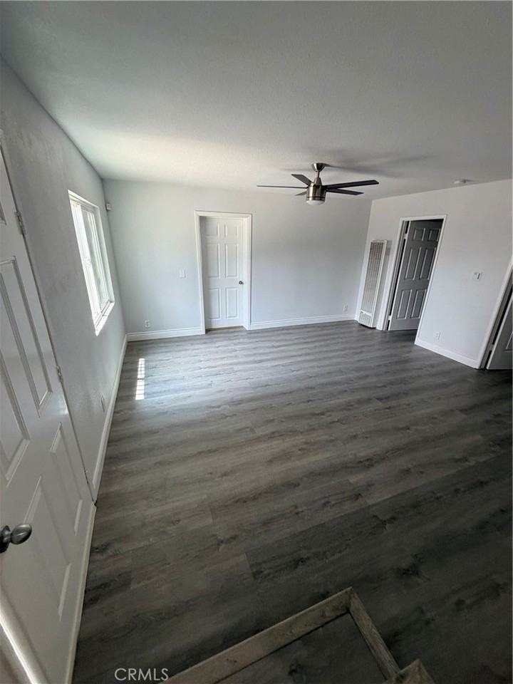 2527 Senta Ave - Photo 6 of 14