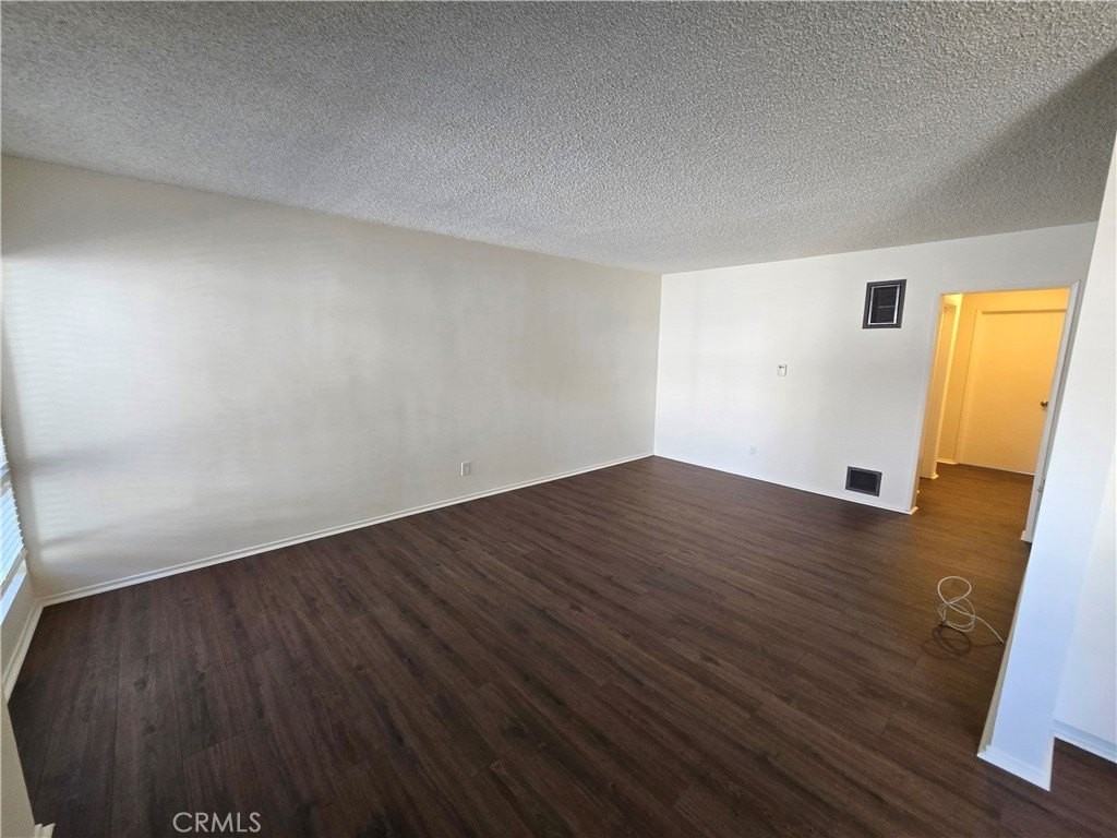 123 W Lomita Ave #2 - Photo 3 of 19