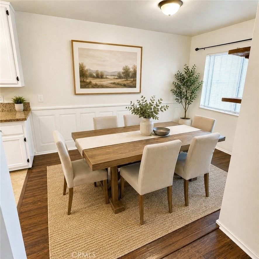 218 E Hyde Park Blvd - Photo 3 of 6