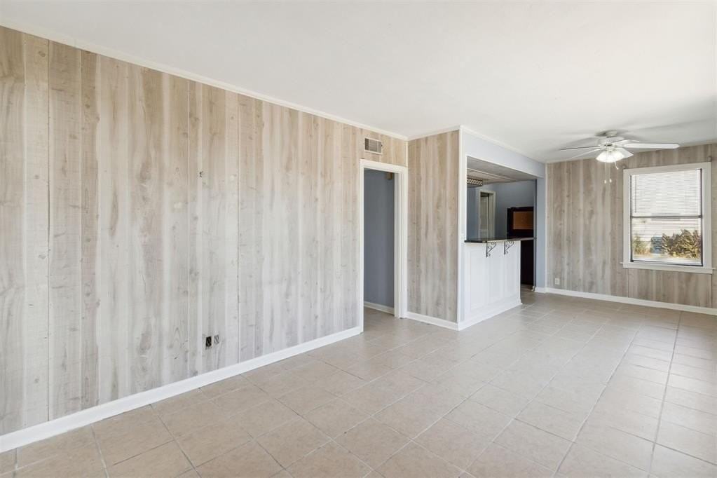 2337A S Fletcher Ave - Photo 5 of 15