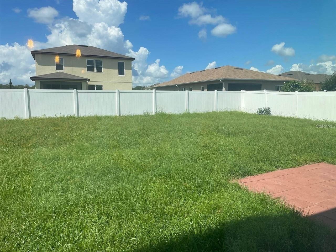 1682 Bay Breeze Dr - Photo 7 of 37