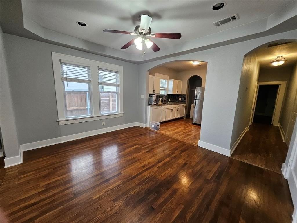 5311 Richard Ave - Photo 6 of 19