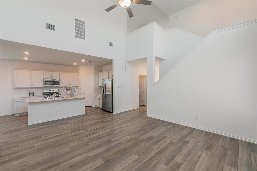 1275 Western Yarrow Ave - Photo 6 of 33