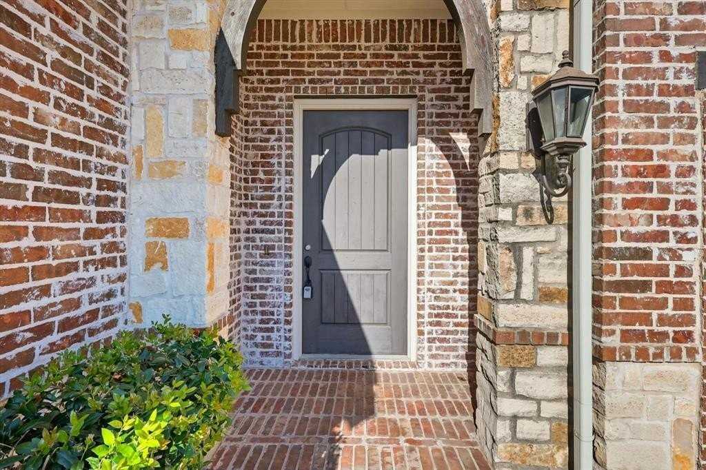 7395 Gem Dr - Photo 2 of 29