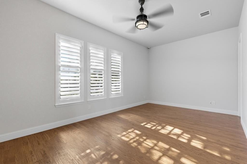 7395 Gem Dr - Photo 4 of 29