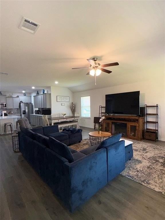 210 Calico Ln - Photo 3 of 14