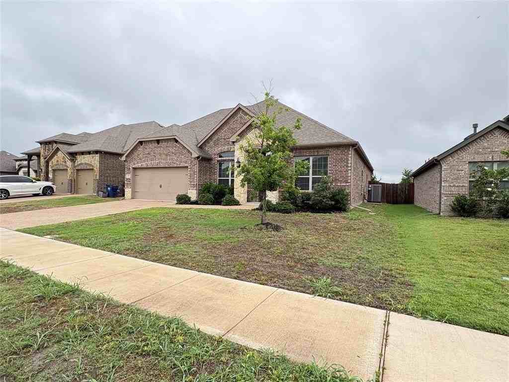 2823 Diamondback Dr - Photo 2 of 25