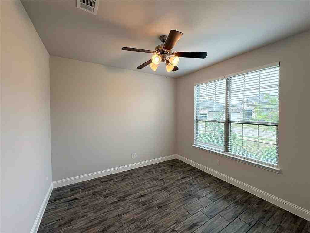 2823 Diamondback Dr - Photo 5 of 25