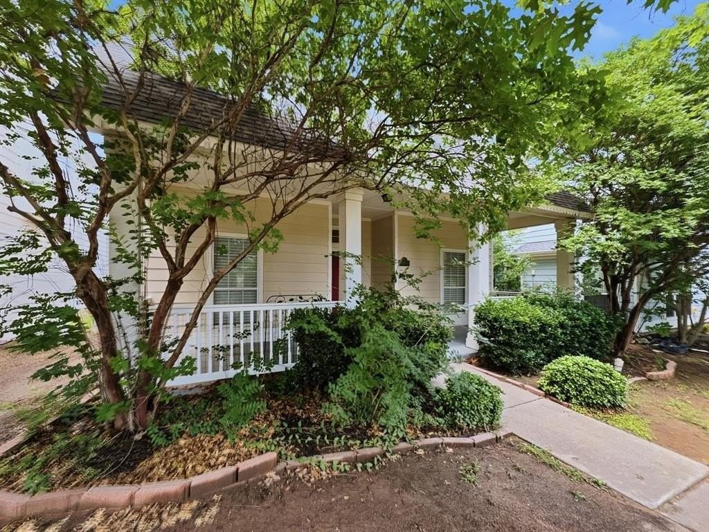 1237 Chattahoochee Dr - Photo 3 of 27