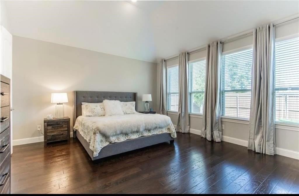 10704 Frost Pl - Photo 5 of 9