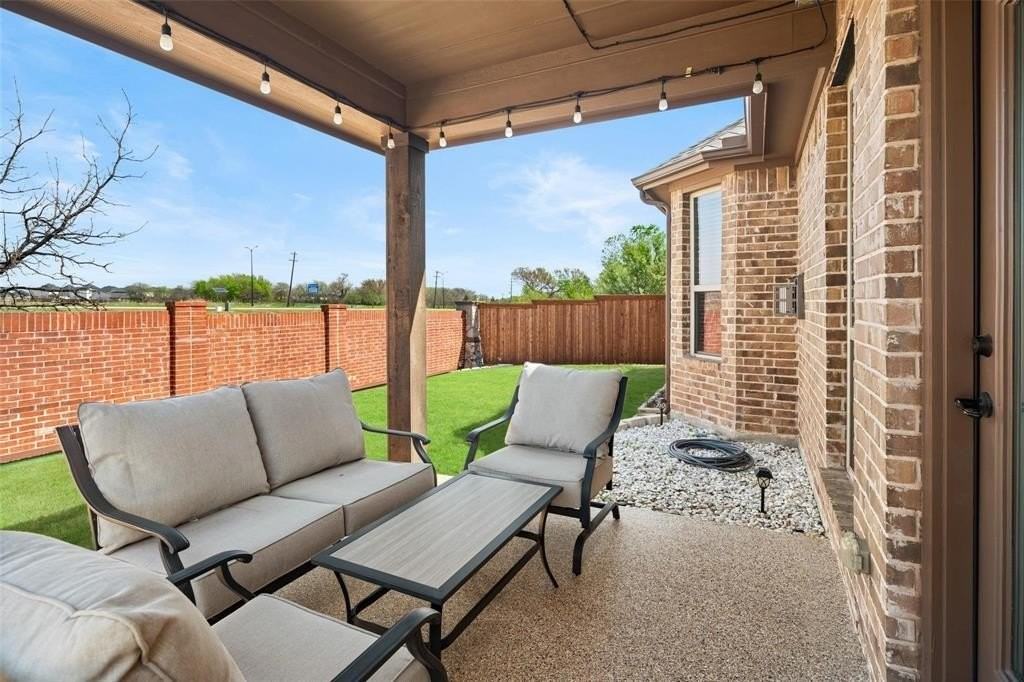 11828 Hamptonbrook Dr - Photo 5 of 11