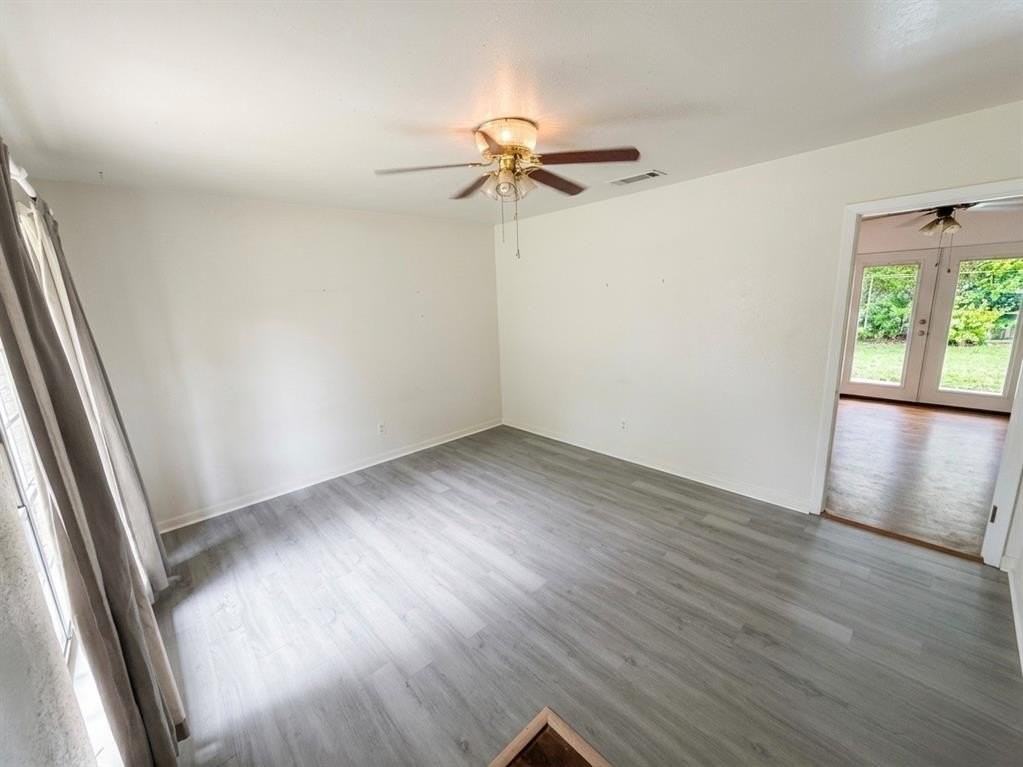 9295 Savanna Dr - Photo 4 of 16
