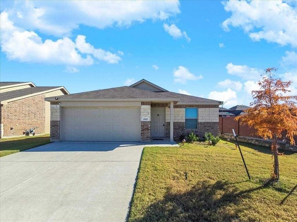 8665 Becker Ave - Photo 2 of 28