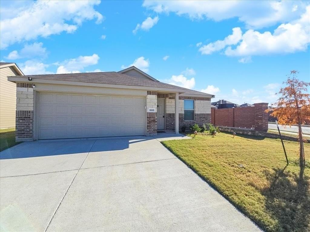8665 Becker Ave - Photo 3 of 28