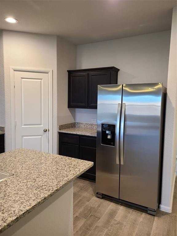 2221 Myrtle Beach Dr - Photo 5 of 7