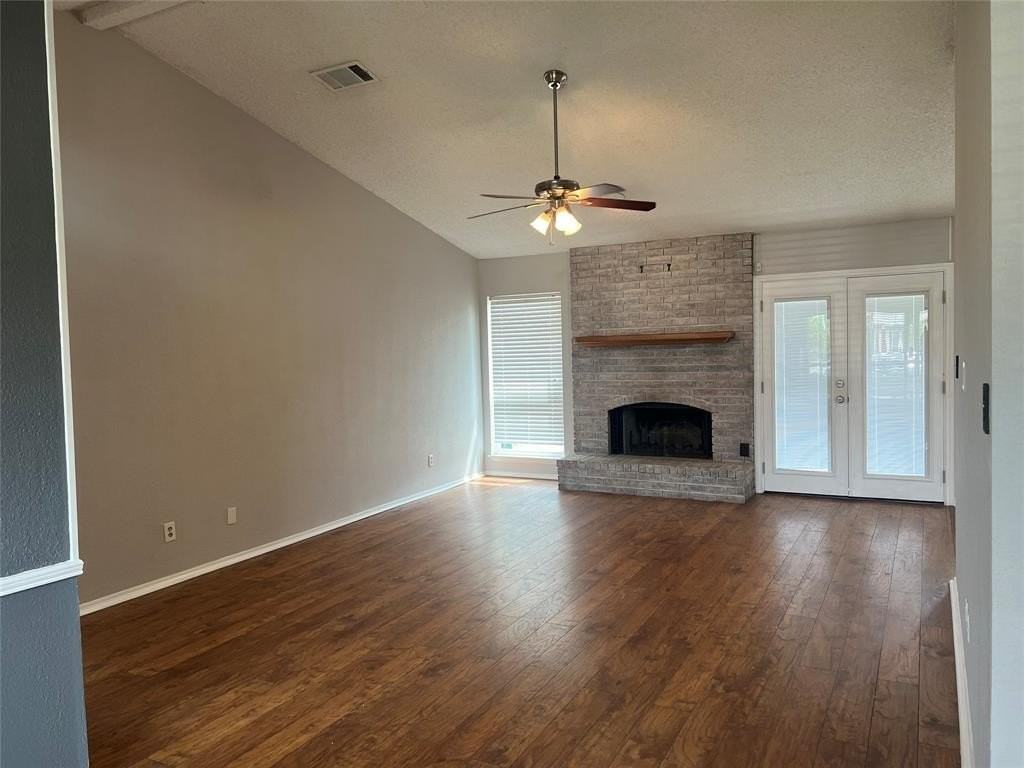 4605 Freeman Dr - Photo 4 of 27