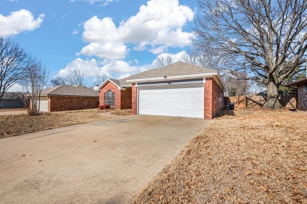 7 Saint Charles Pl - Photo 2 of 25
