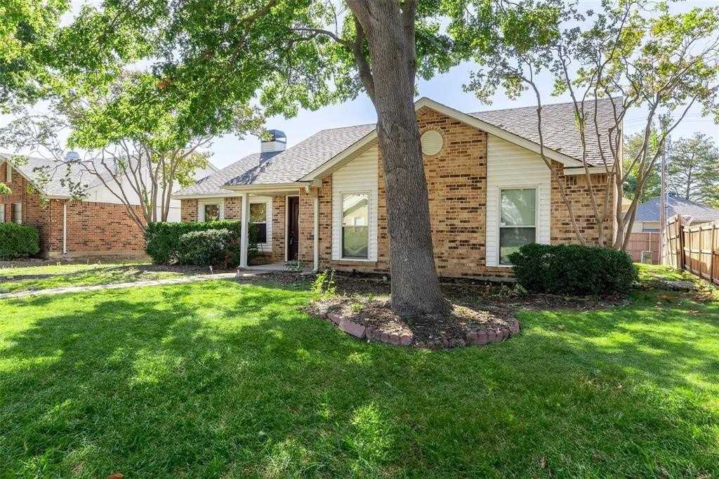 1512 Jabbet Dr - Photo 3 of 28