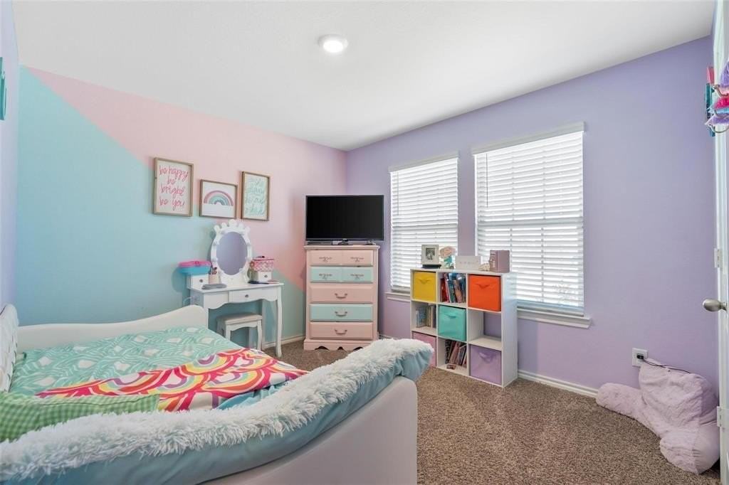 122 Secretariat Ln - Photo 6 of 17