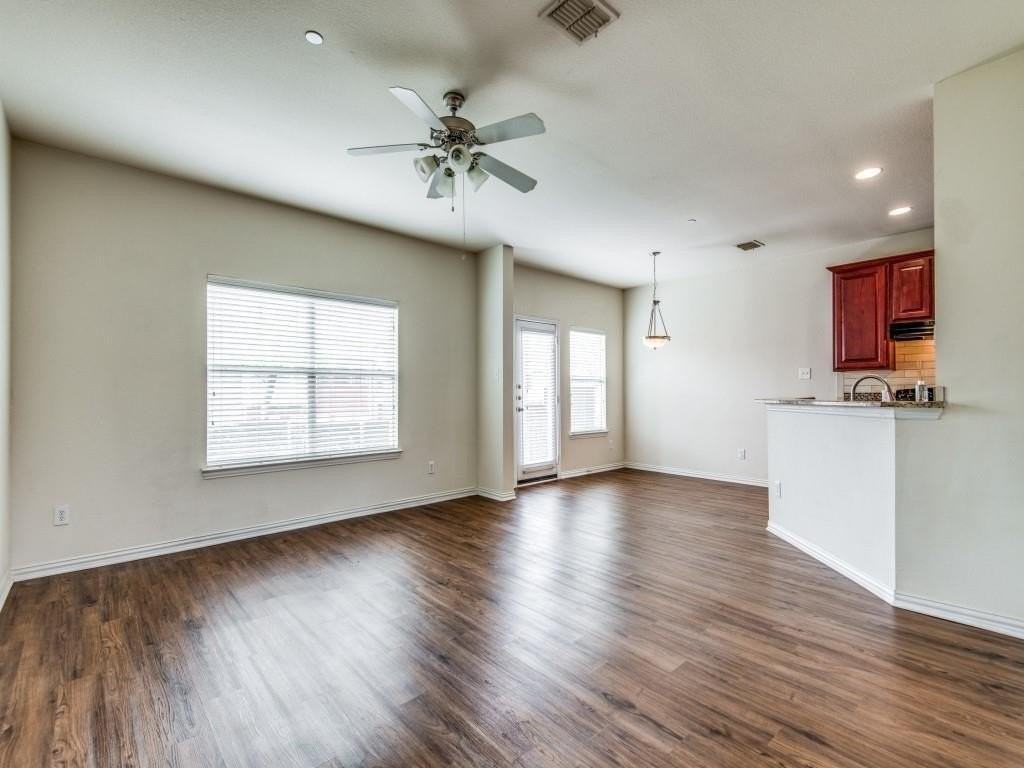8735 Manhattan Ave - Photo 2 of 13