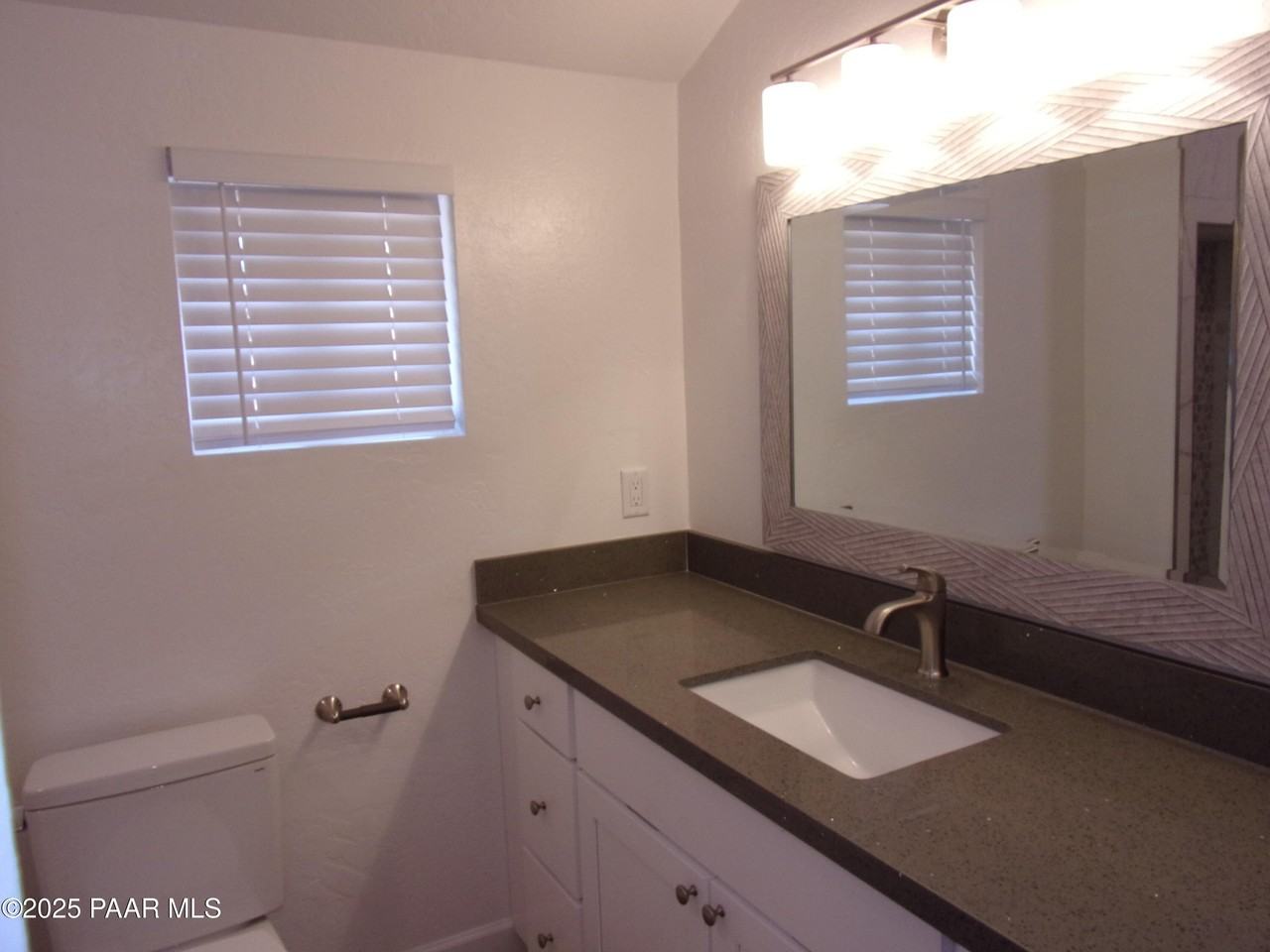 5280 E Diamond Dr #C - Photo 6 of 12
