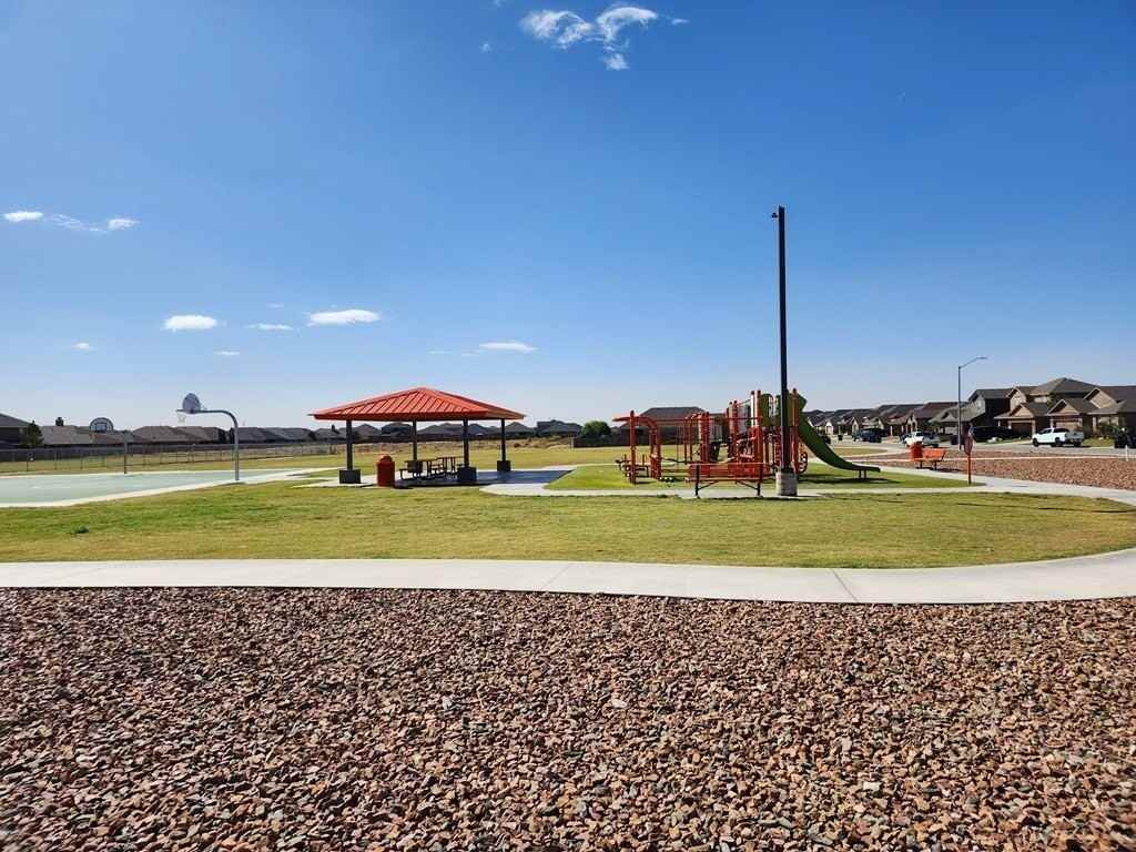 2304 Boise Dr - Photo 2 of 8