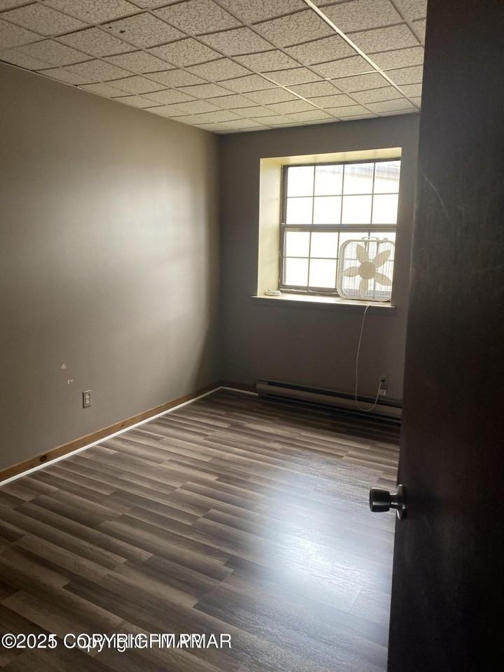 252 Harris St #B12 - Photo 5 of 13