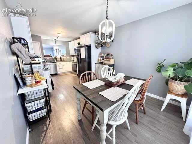 8255 Silver Glen Dr - Photo 4 of 13
