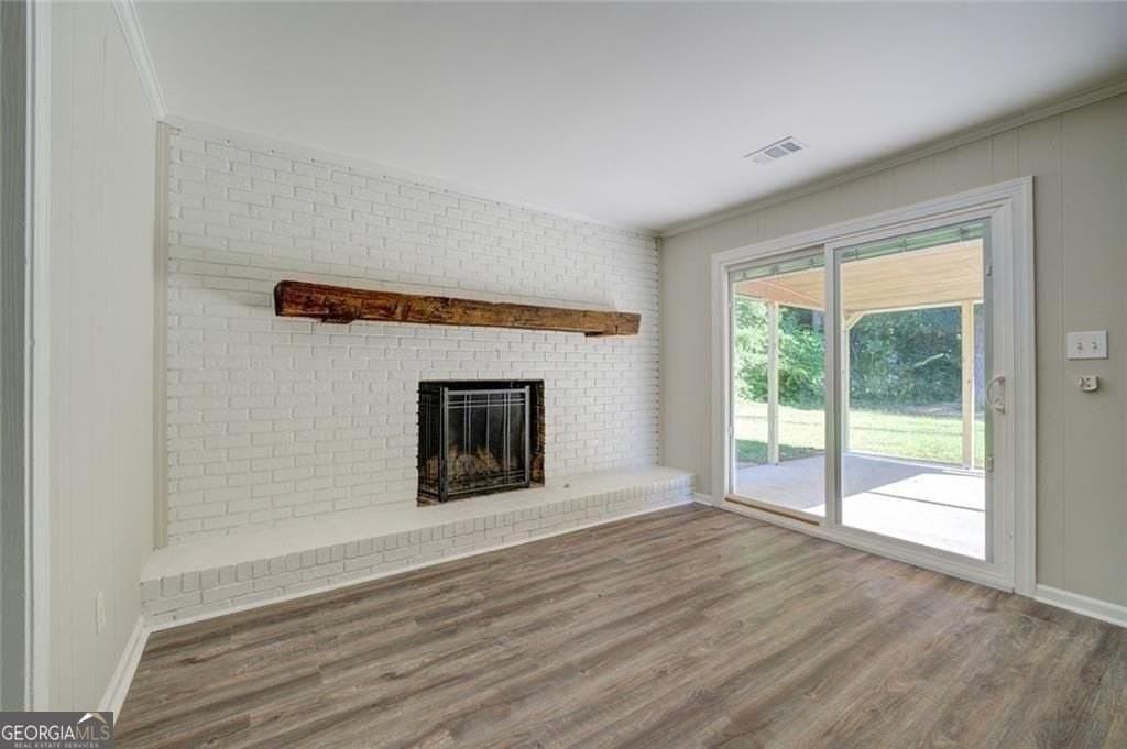4566 Mountain Creek Dr Ne - Photo 4 of 16