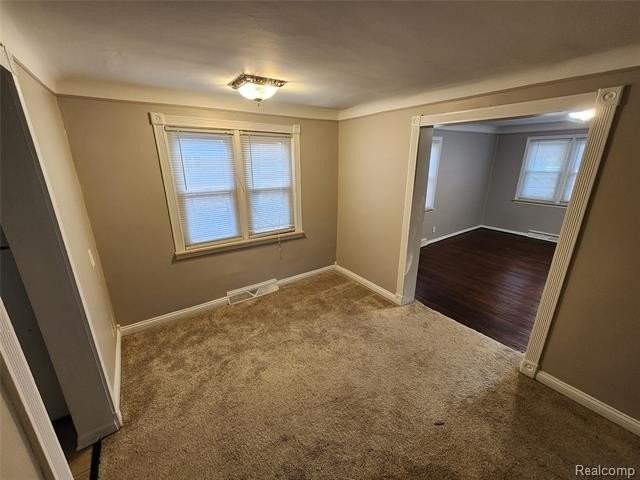 1353 S Linville Ave - Photo 6 of 21