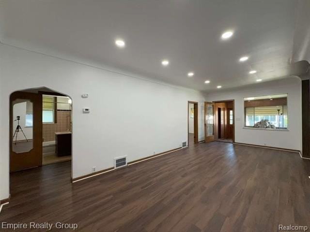 25 W Broadway St - Photo 3 of 18