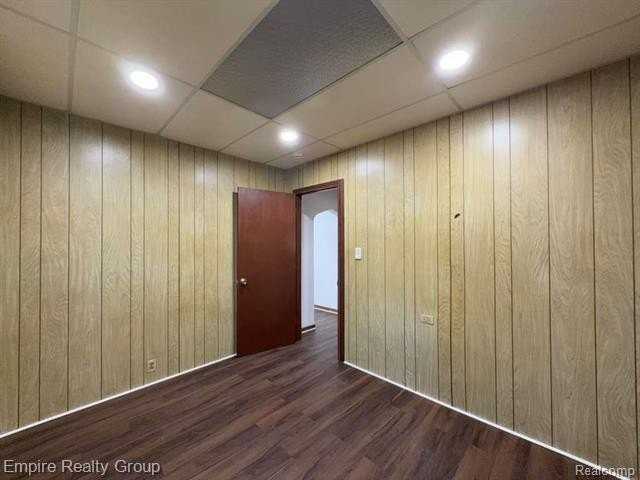 25 W Broadway St - Photo 7 of 18
