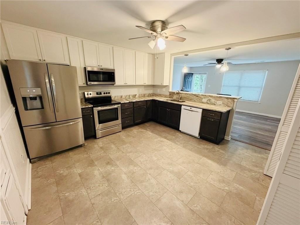 2270 Grace St - Photo 5 of 38