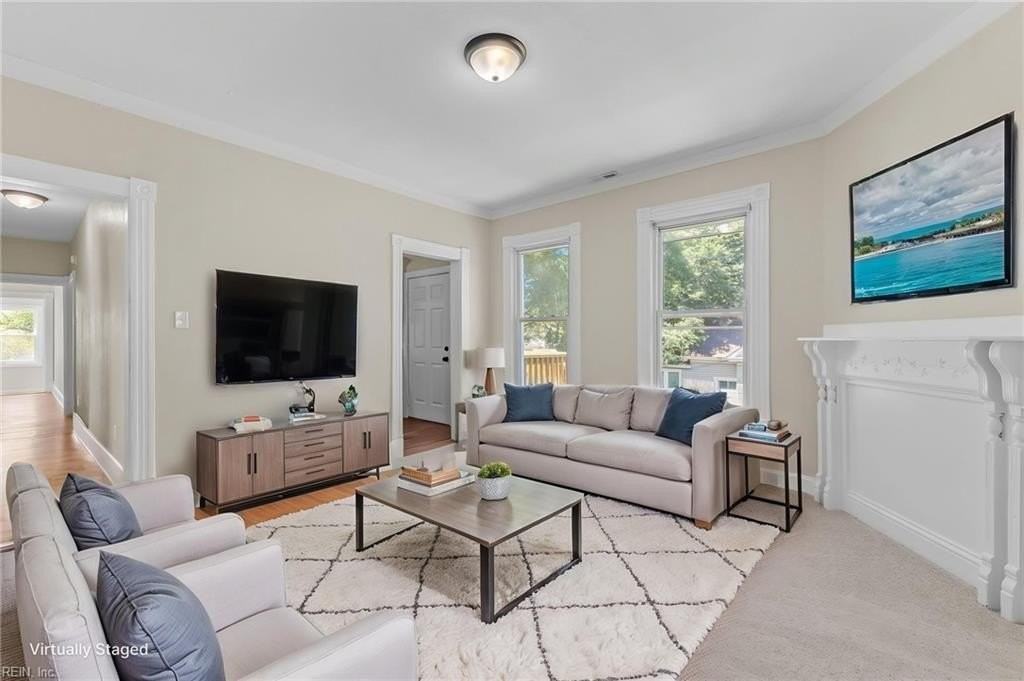 1611 Mcdaniel St #A - Photo 7 of 50