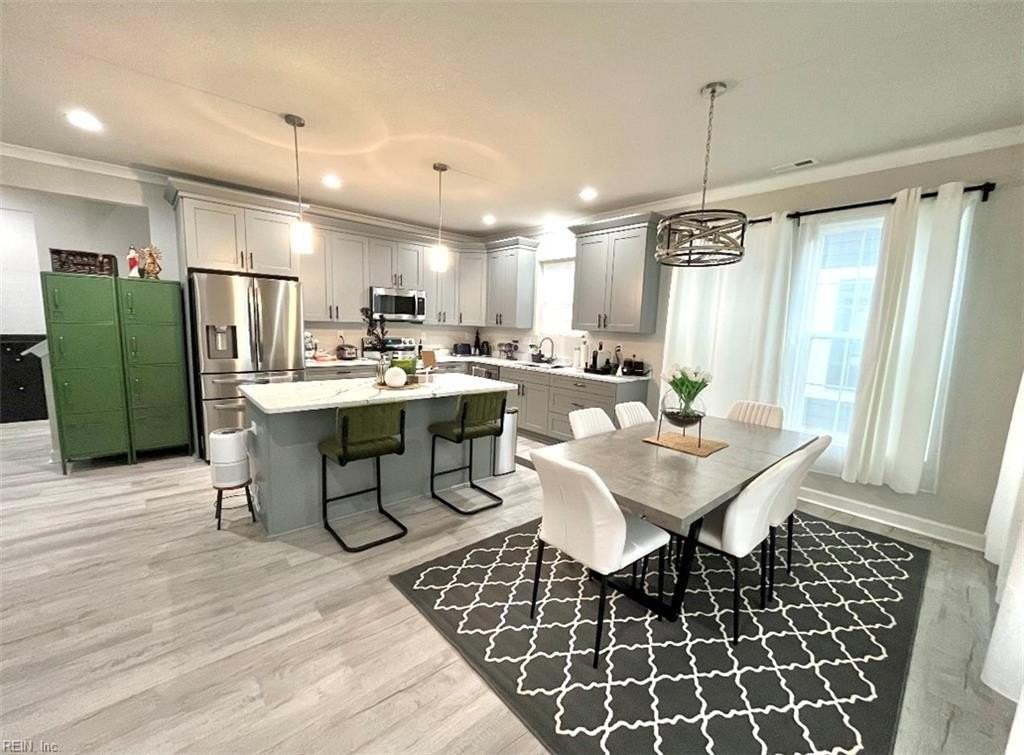 219 W 27th St - Photo 2 of 12