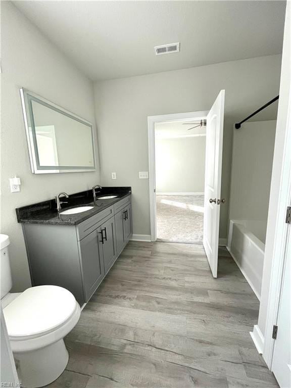 219 W 27th St - Photo 5 of 12
