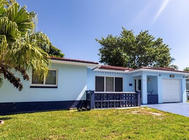 6717 Nw 59th St - Photo 2 of 16
