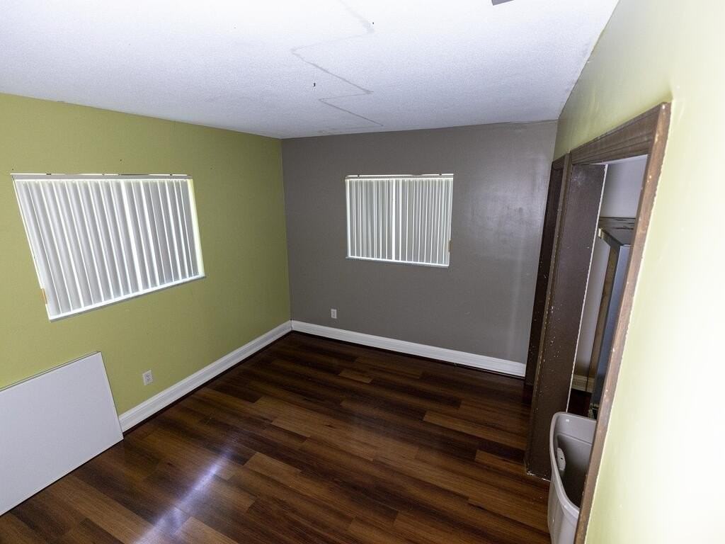 6717 Nw 59th St - Photo 3 of 16