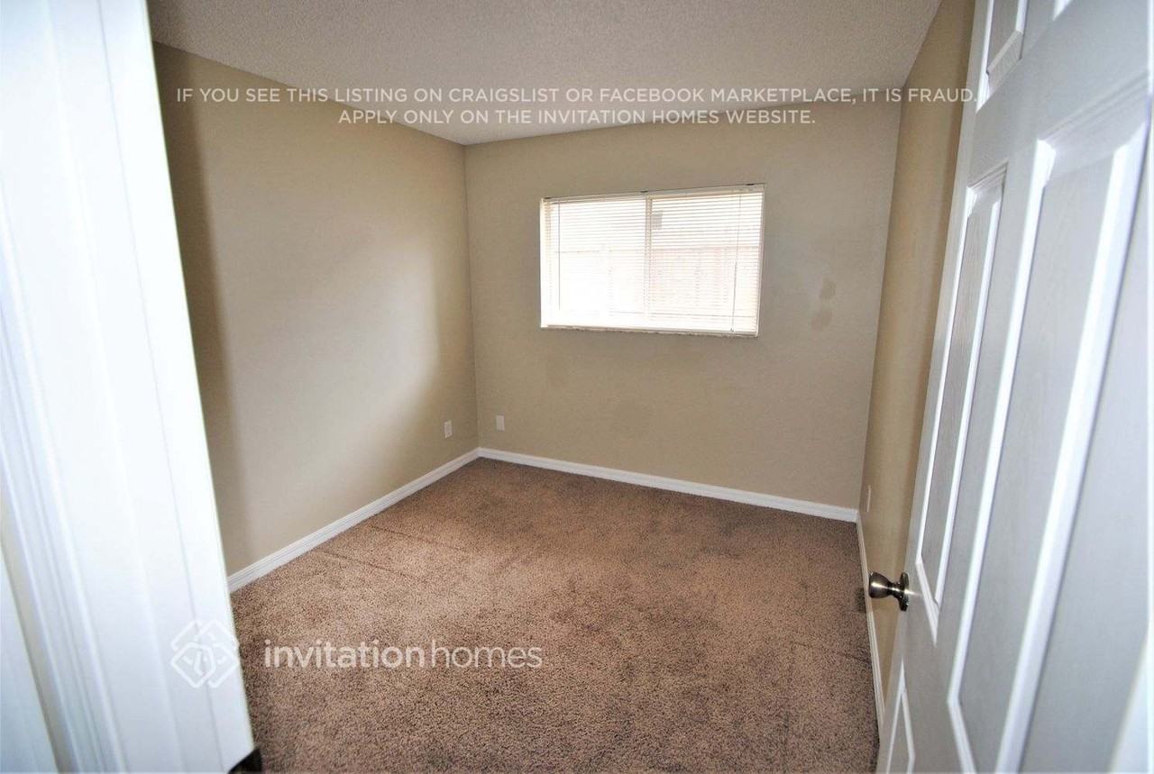 1424 Addie Ave - Photo 5 of 9
