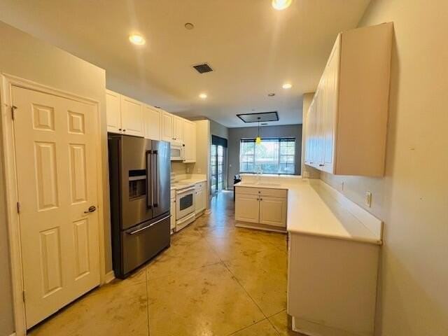 30 Beechdale Ln - Photo 4 of 25