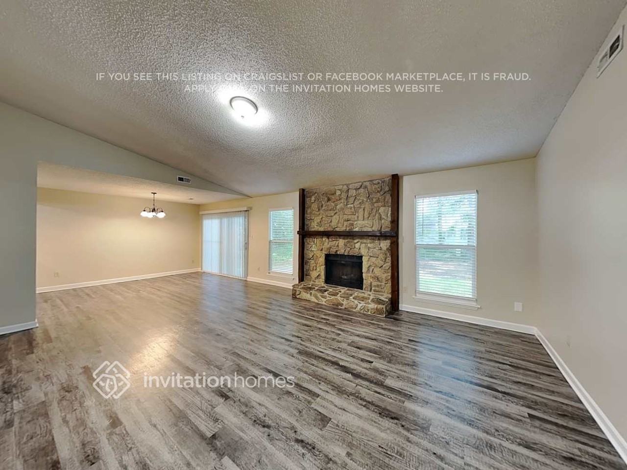4700 Cricklewood Ln - Photo 5 of 18