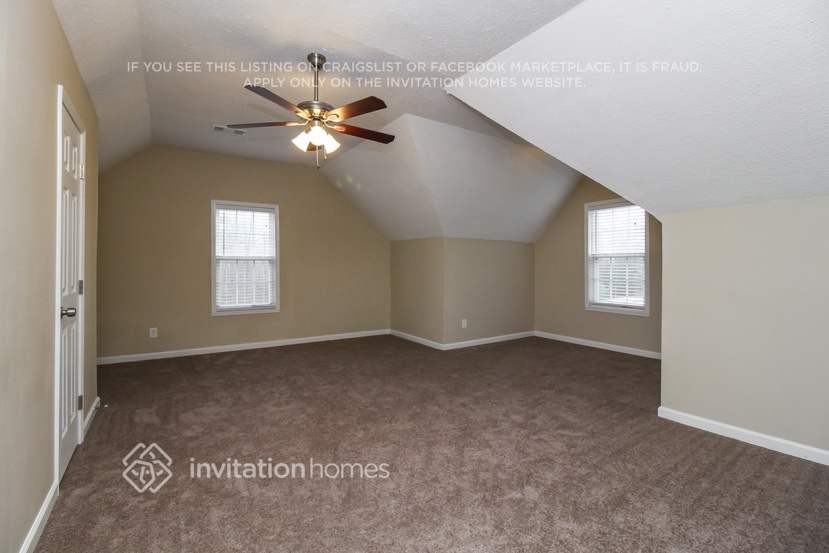 3750 Scotland Ln - Photo 2 of 7