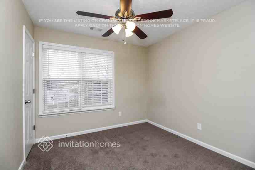 3750 Scotland Ln - Photo 4 of 7
