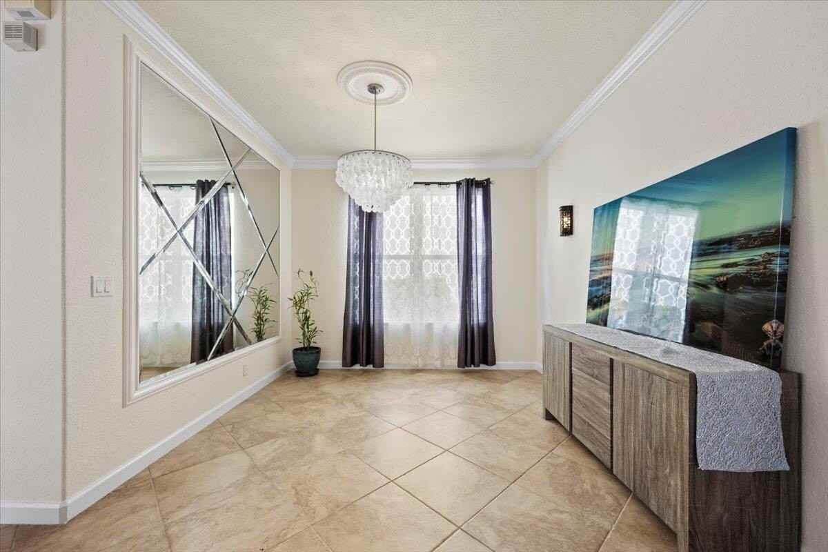 8203 Calterra Dr - Photo 6 of 29