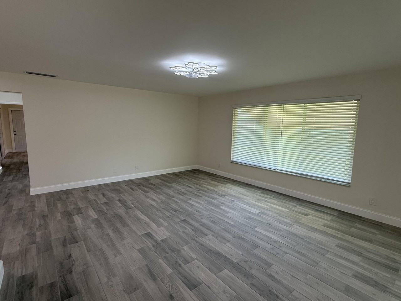 255 South Blvd #D - Photo 2 of 17