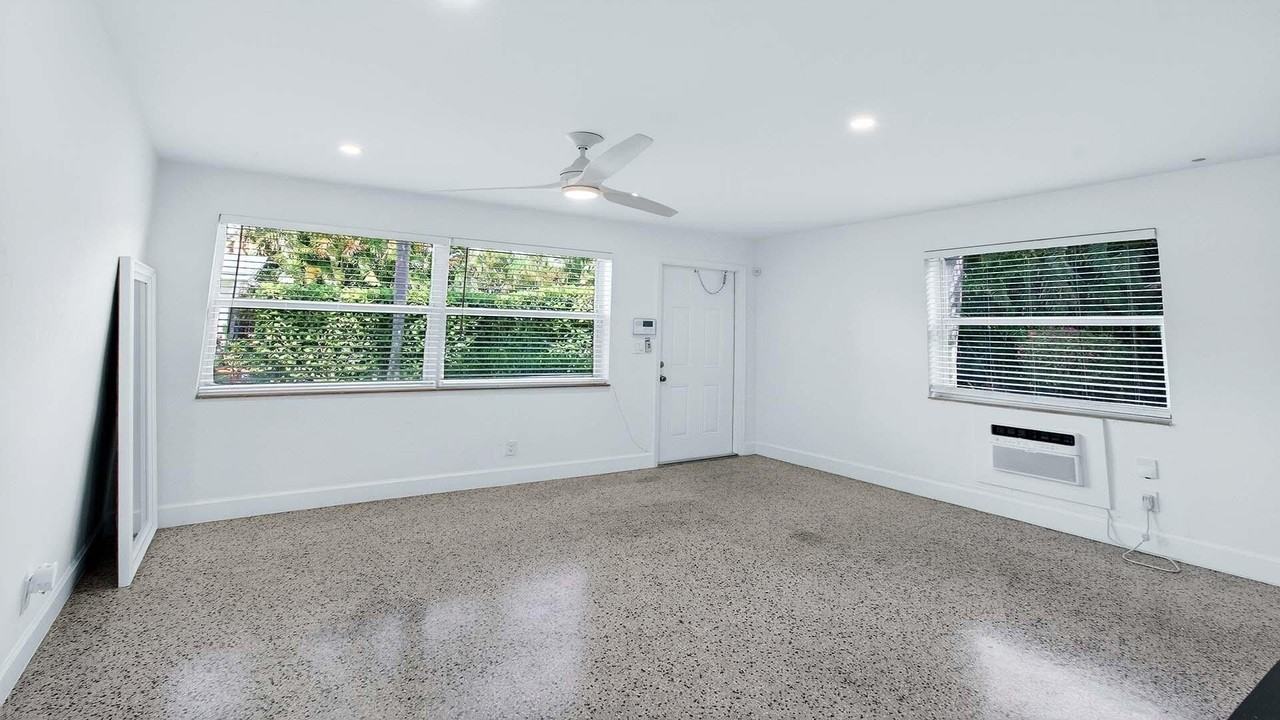 233 Ne 13th St #233-5 - Photo 7 of 32