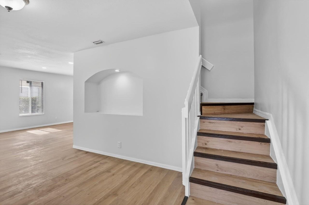 10772 Sw 14th Pl - Photo 4 of 42